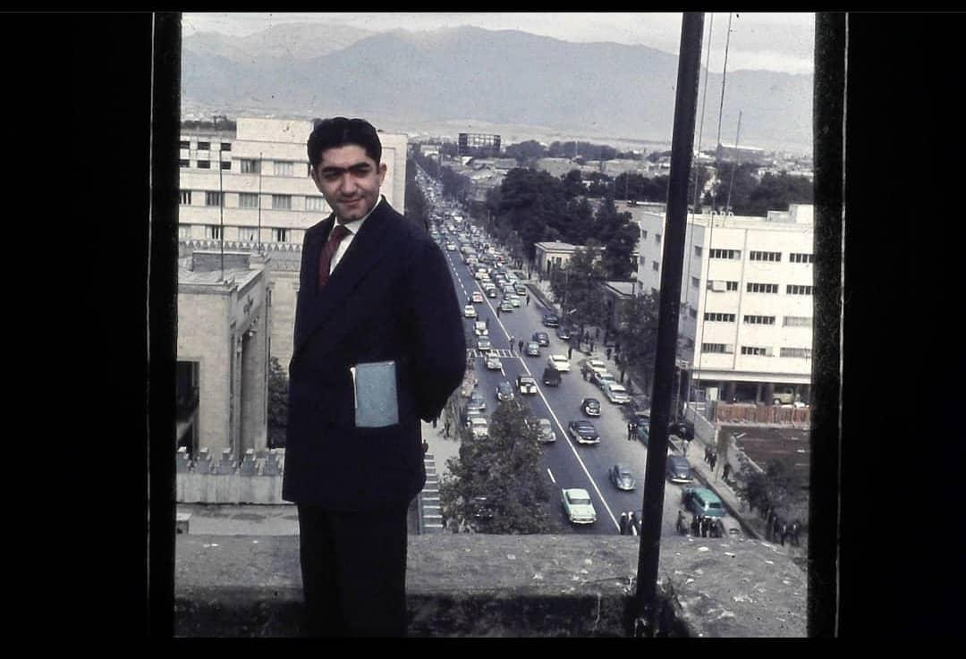 خیابانی زیبا در تهران زمینه عکس قدیمی عزت الله انتظامی +عکس