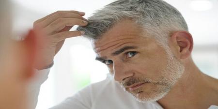 چهار دلیلی که باعث سفیدی زودرس موهایتان می شود 