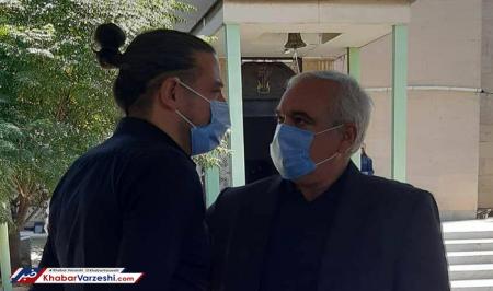 اشک‌های آندو تیموریان در مراسم تدفین برادرش + عکس