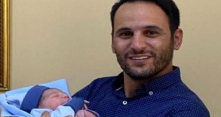 آرش برهانی پدر شد + عکس نوزاد