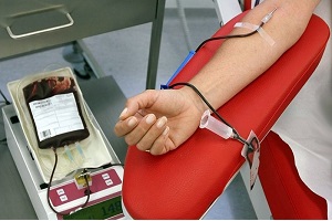 نکاتی که خانم ها باید در مورد اهدای خون بدانند