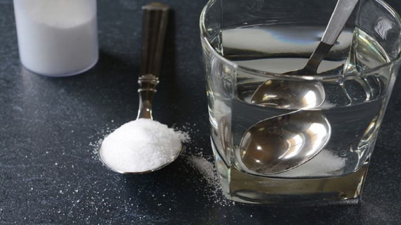 غرغره کردن آب نمک در پیشگیری از کرونا موثر است؟