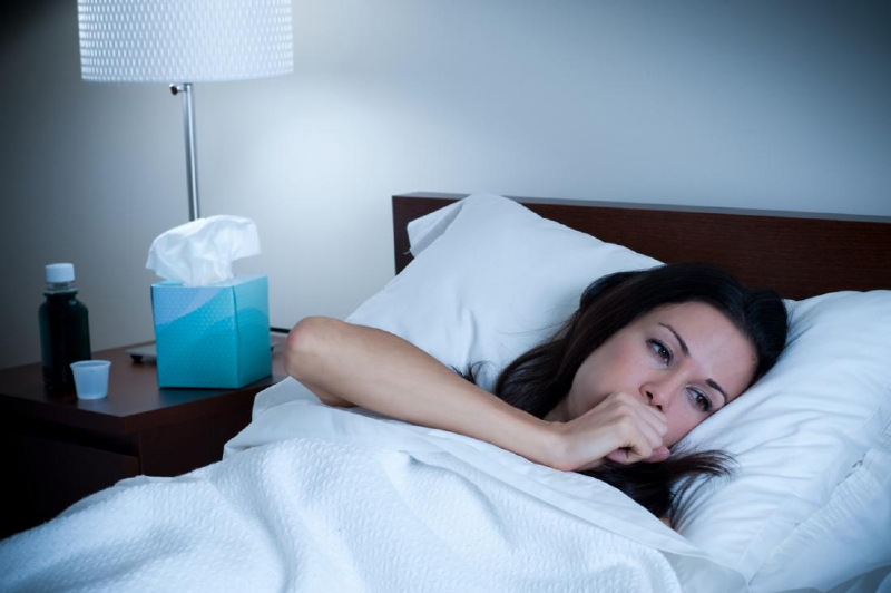 پنج دلیل خشکی دهان هنگام بیدار شدن از خواب
