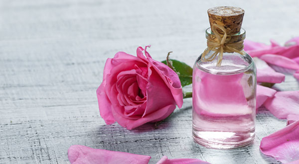 رفع  چروک صورت و آفتاب سوختگی با یک ماسک خوش‌عطر 