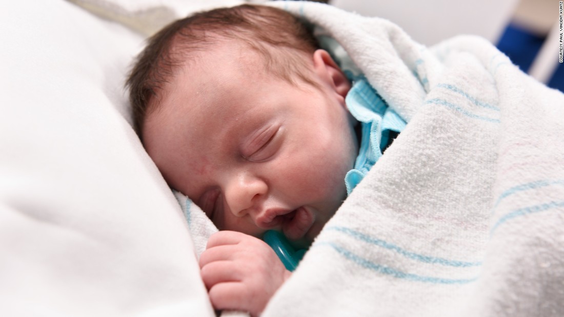  رشد نوزادان نارس اوتیسم از 6 ماهگی غیرطبیعی است 