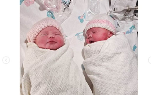 تولد دوقلو‌هایی که از کرونا جان سالم به در بردند + عکس