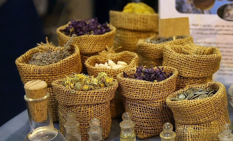 آیا داروهای طب سنتی می‌توانند به کاهش زمان بستری بیماران کرونا کمکی کنند؟