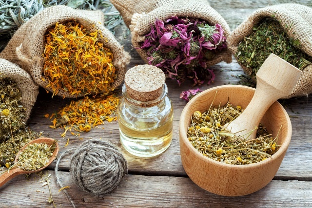  توصیه‌های طب‌سنتی برای مقابله با بیماری‌های ویروسی