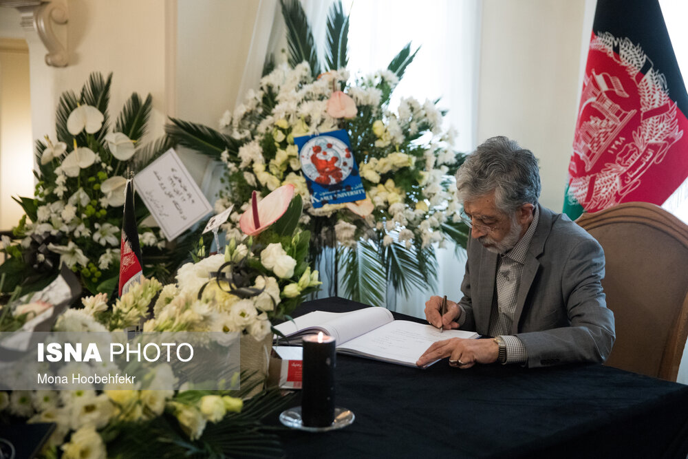 حضور حداد عادل در سفارت افغانستان برای ابراز همدردی + عکس
