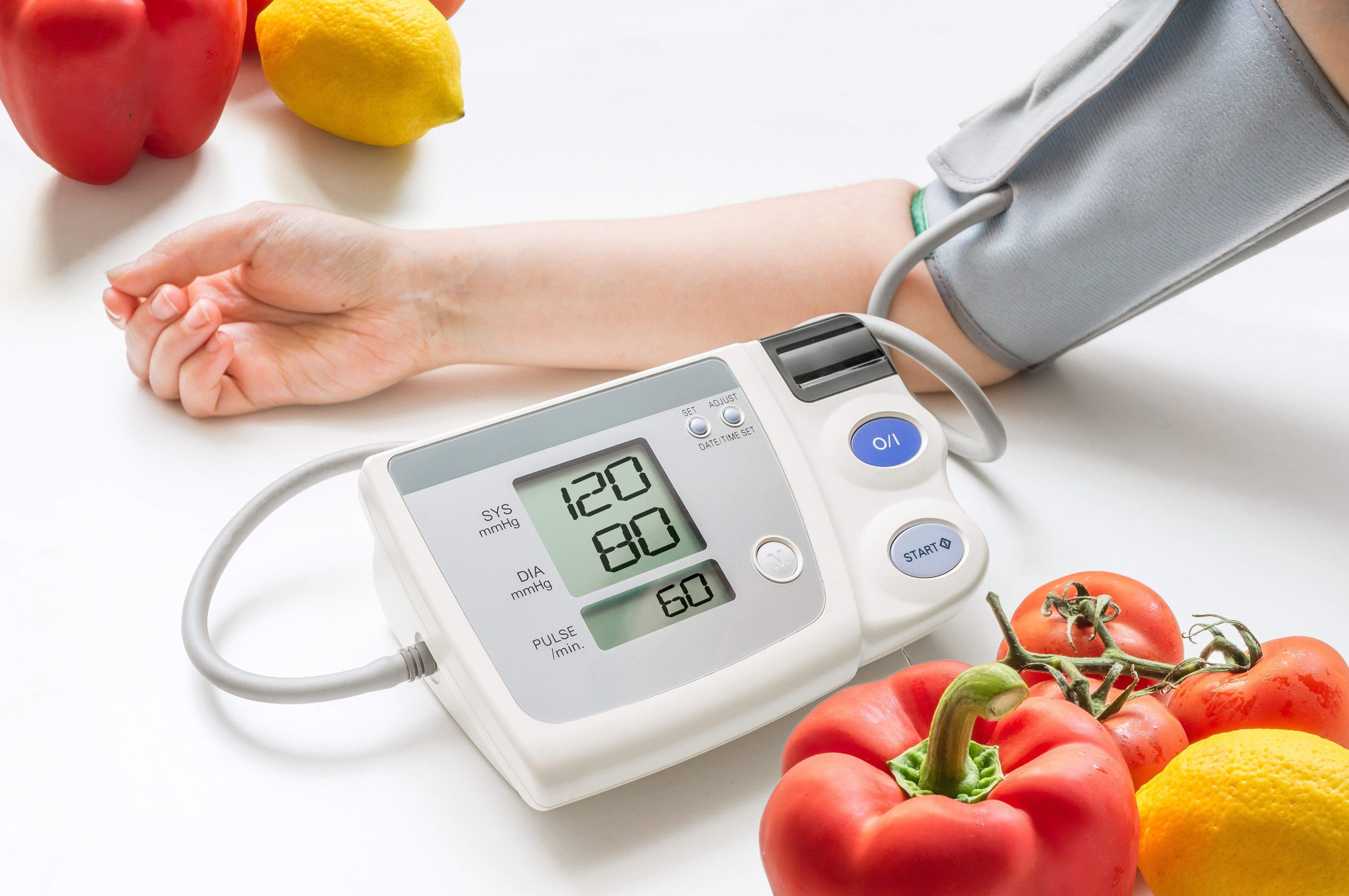 6 نسخه خانگی برای کنترل فشار خون بالا