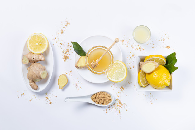  10 فایده بی نظیر مصرف ناشتای نوشیدنی زنجبیل لیمو