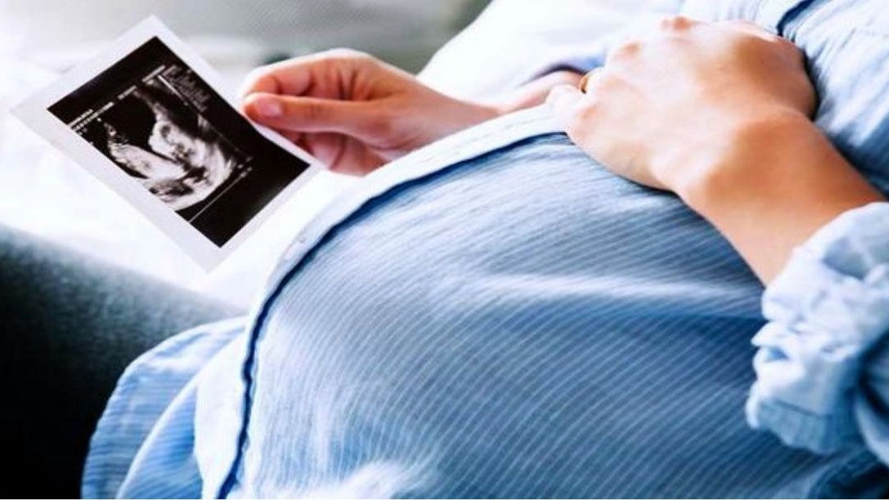  8 نکته‌ای که باعث لذت بردن جنین در شکم مادر می‌شود