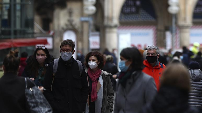 احتمال آغاز واکسیناسیون در اروپا تا ماه آینده؛ آلمان محدودیت ها را کاهش نمی‌دهد