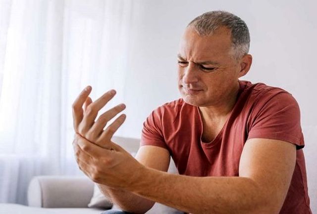 بی‌حسی اندام‌ها از علائم جدید کروناست