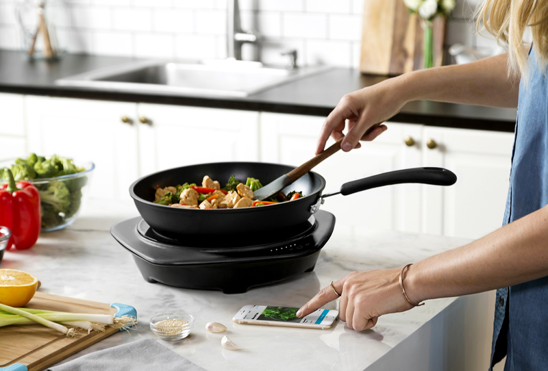 در ایام کرونایی از غذاهای طبخ شده در منزل استفاده کنید