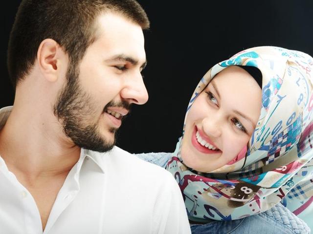 چگونه با همسر خود صمیمیتر شویم؟ چگونه با همسر خود صمیمیتر شویم؟