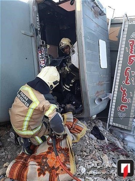 سکته راننده در اتوبان آزادگان حادثه آفرید + تصاویر