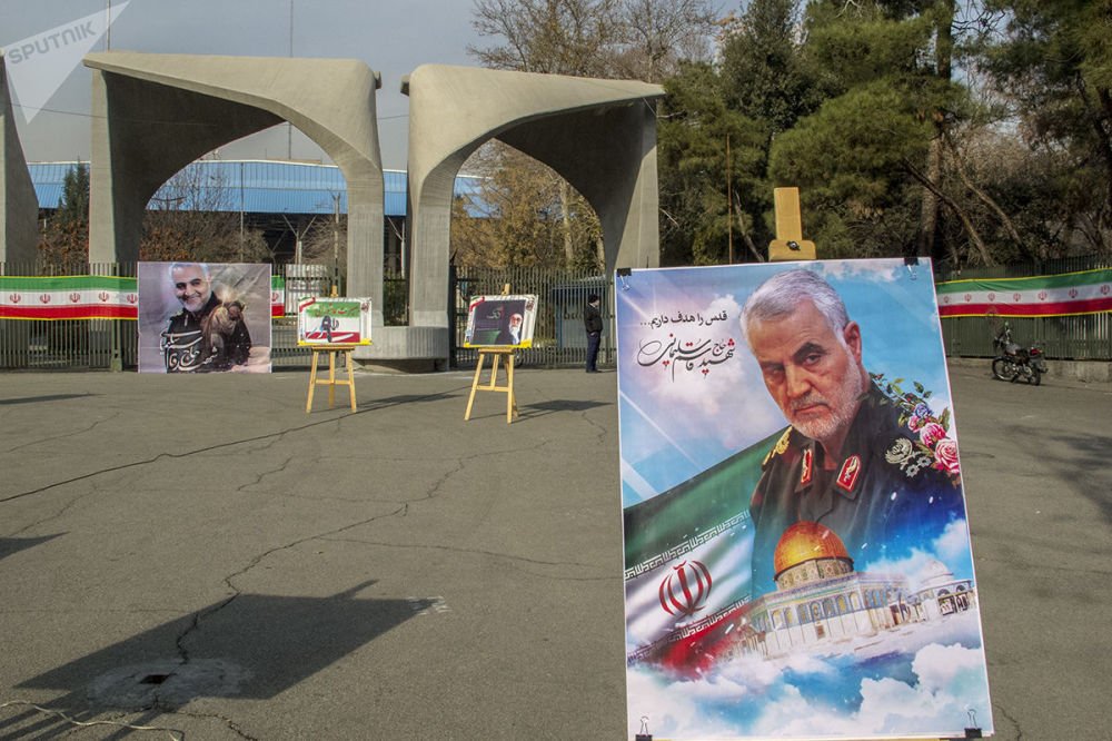 نمایشگاه خیابانی بزرگداشت سپهبد قاسم سلیمانی در تهران +عکس 