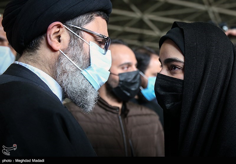 گفت و گوی زینب سلیمانی با پدر همسرش + عکس