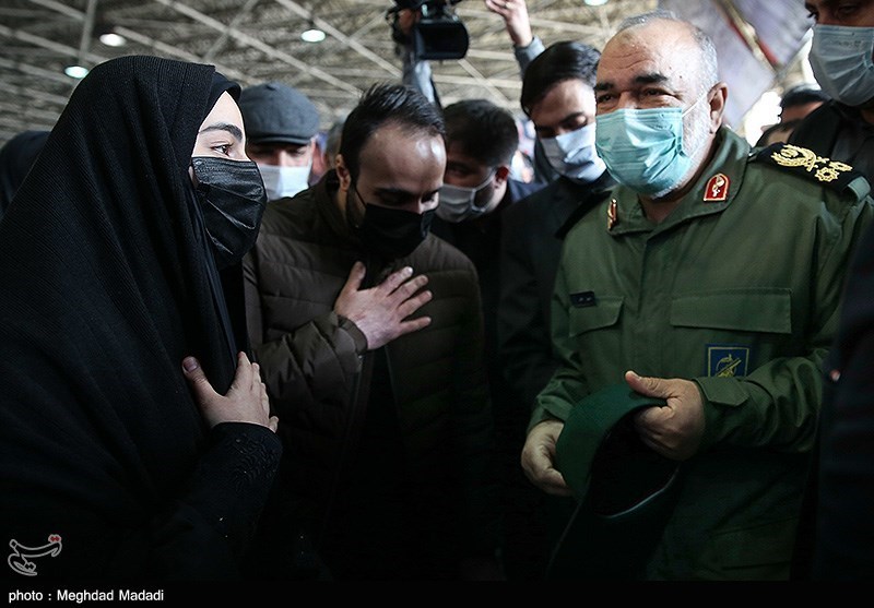 گفت و گوی سرلشکر سلامی با فرزندان شهید سپهبد سلیمانی + عکس