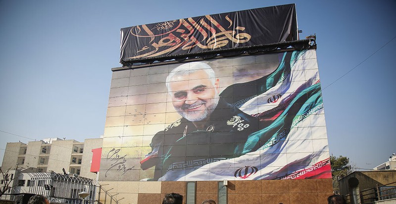 رونمایی از دیوارنگاره سردار شهید حاج قاسم سلیمانی+ عکس