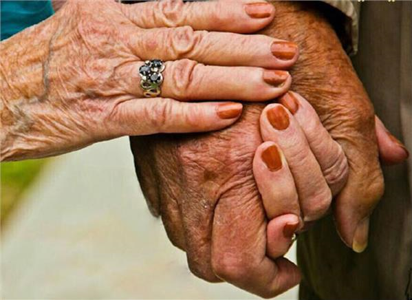همه چیز درباره‌ آلزایمر و شیوه‌های مراقبت از سالمند فراموشکار