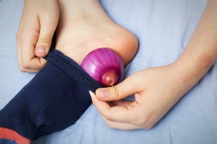 “معجزه درمانی” گذاشتن پیاز داخل جوراب !!