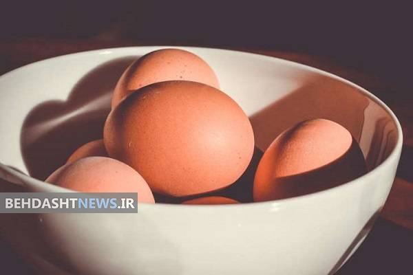  تا چه مدتی میتوان تخم مرغ را بیرون از یخچال نگه داشت؟