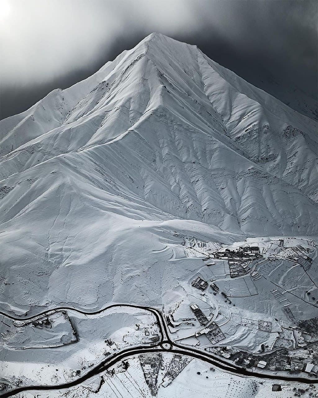 نمایی زیبا از ارتفاعات البرز مرکزی + عکس