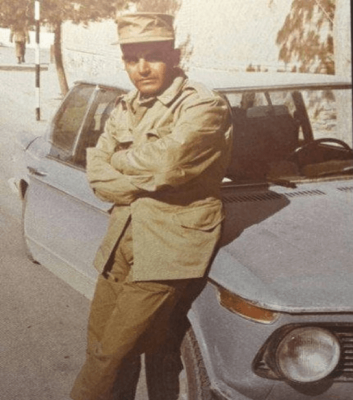 عکس حمید لولایی در دوران سربازی 
