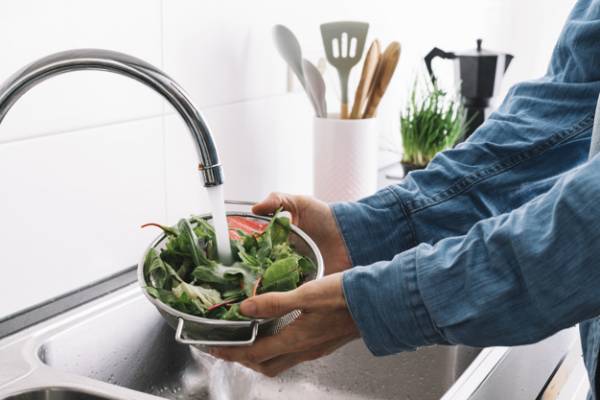 سبزی خشک شده بهتر است یا فریز شده ؟