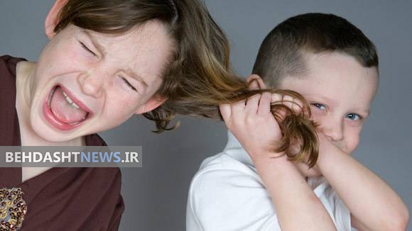  چرا خواهر و برادرها با هم دعوا می کنند