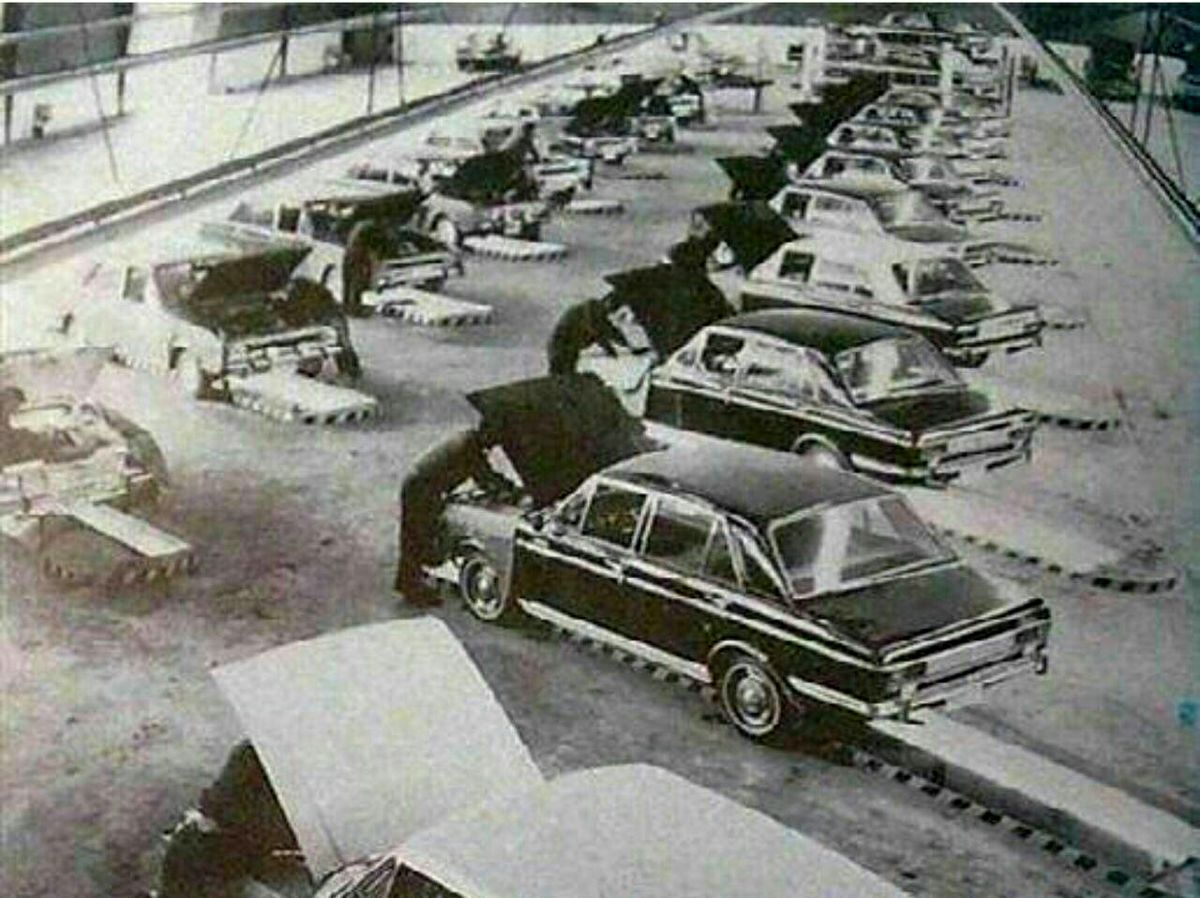 خط تولید دیدنی پیکان +عکس