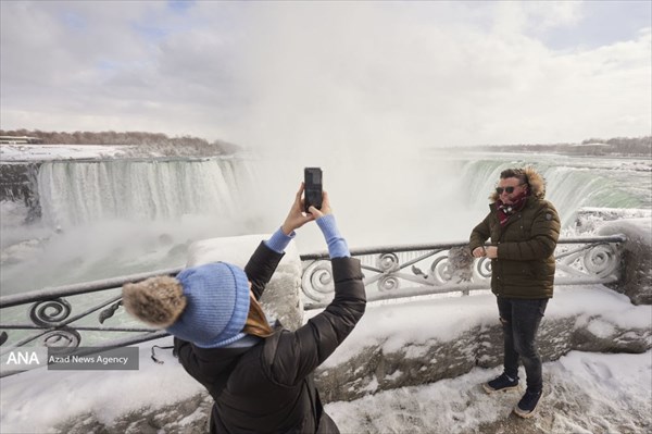 آبشار نیاگارا یخ زد + عکس