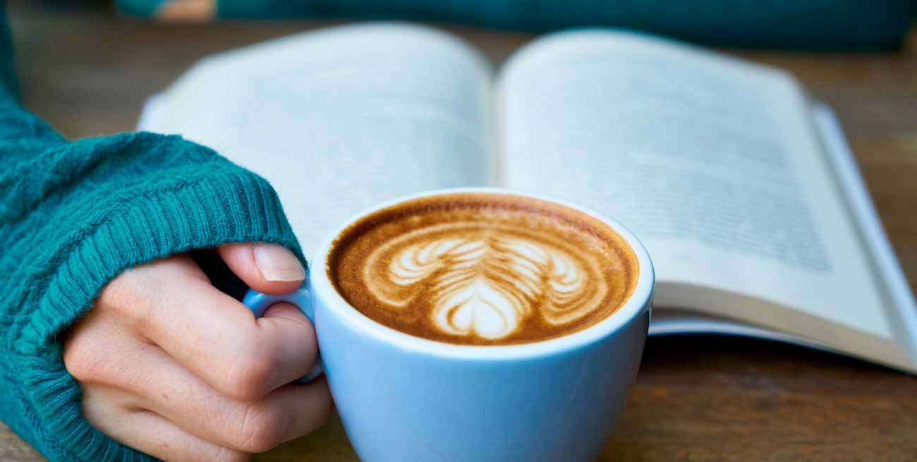 چه ساعتی از روز قهوه بنوشیم؟