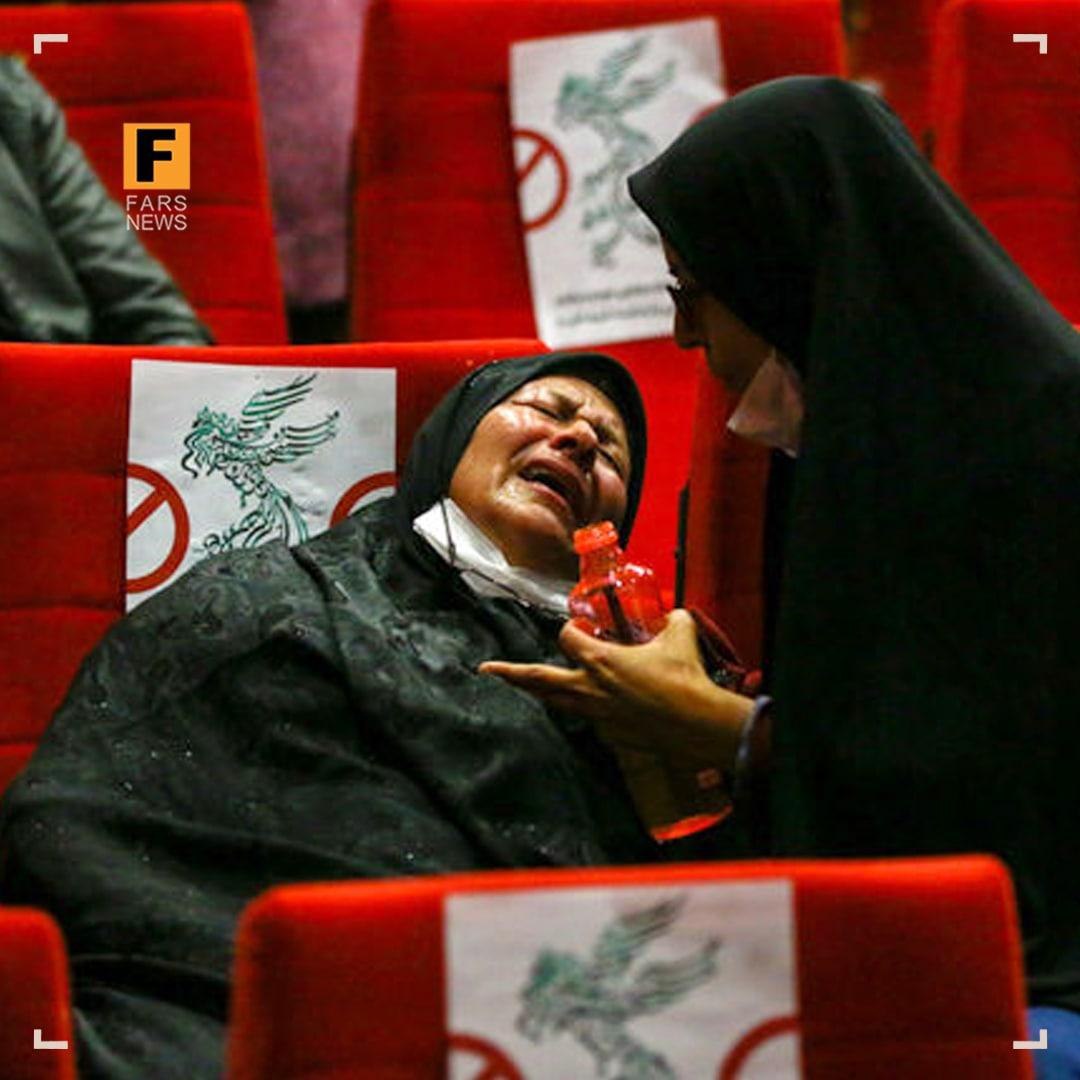 بی‌قراری فرزند شهید در لحظه شهادت پدرش در فیلم تک‌تیرانداز + عکس