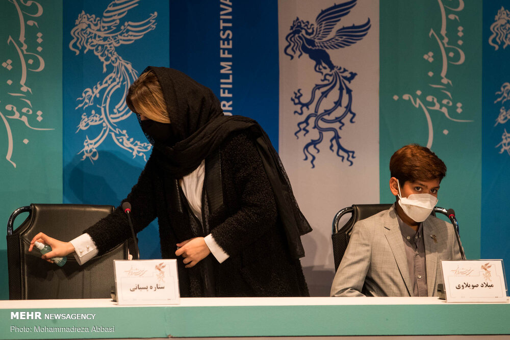 محافظه کاری کرونایی خانم‌های بازیگر در جشنواره فجر! + عکس