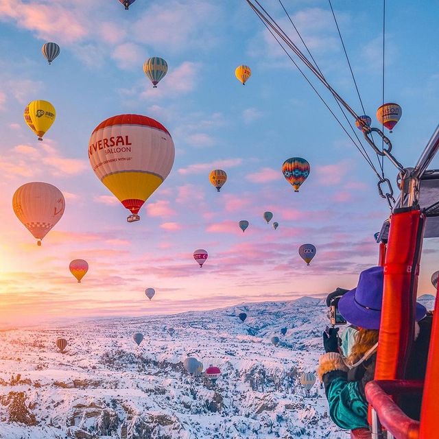 طلوع آفتاب در کاپادوکیا ترکیه + عکس