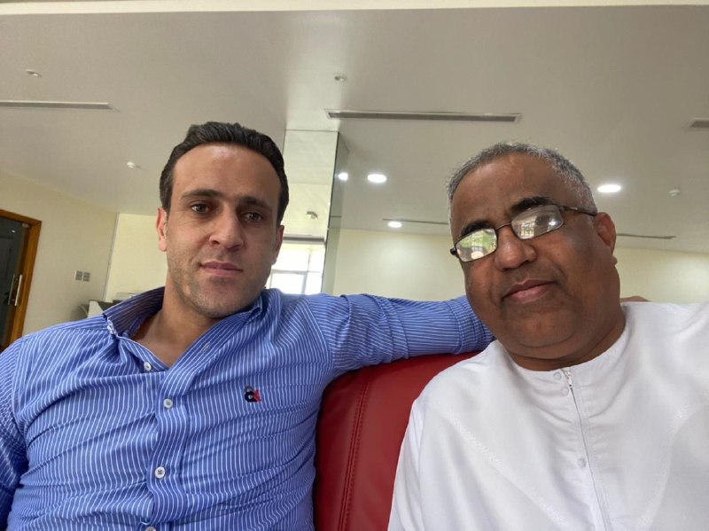 حضور علی کریمی در باشگاه الاهلی امارات + عکس