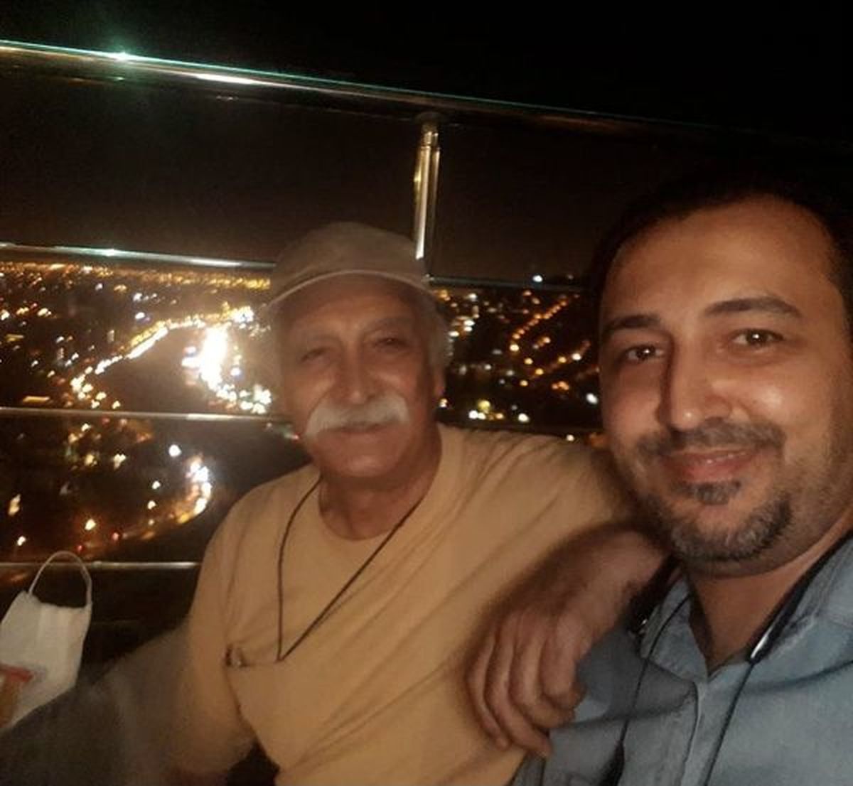 شباهت عجیب محمود پاک نیت و پسرش + عکس