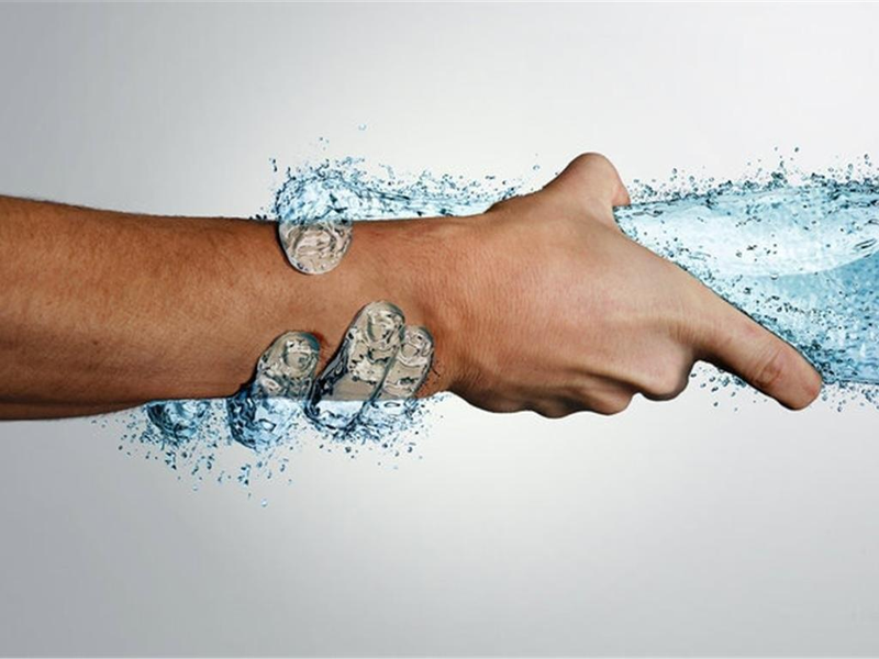  آب درمانی و فواید آن