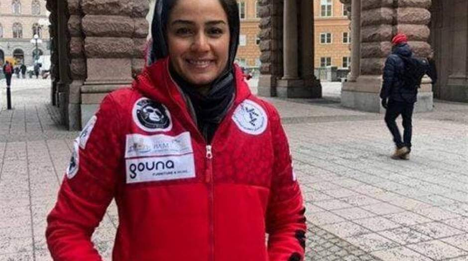 ممنوع‌الخروجی سرمربی تیم ملی توسط همسرش+ عکس