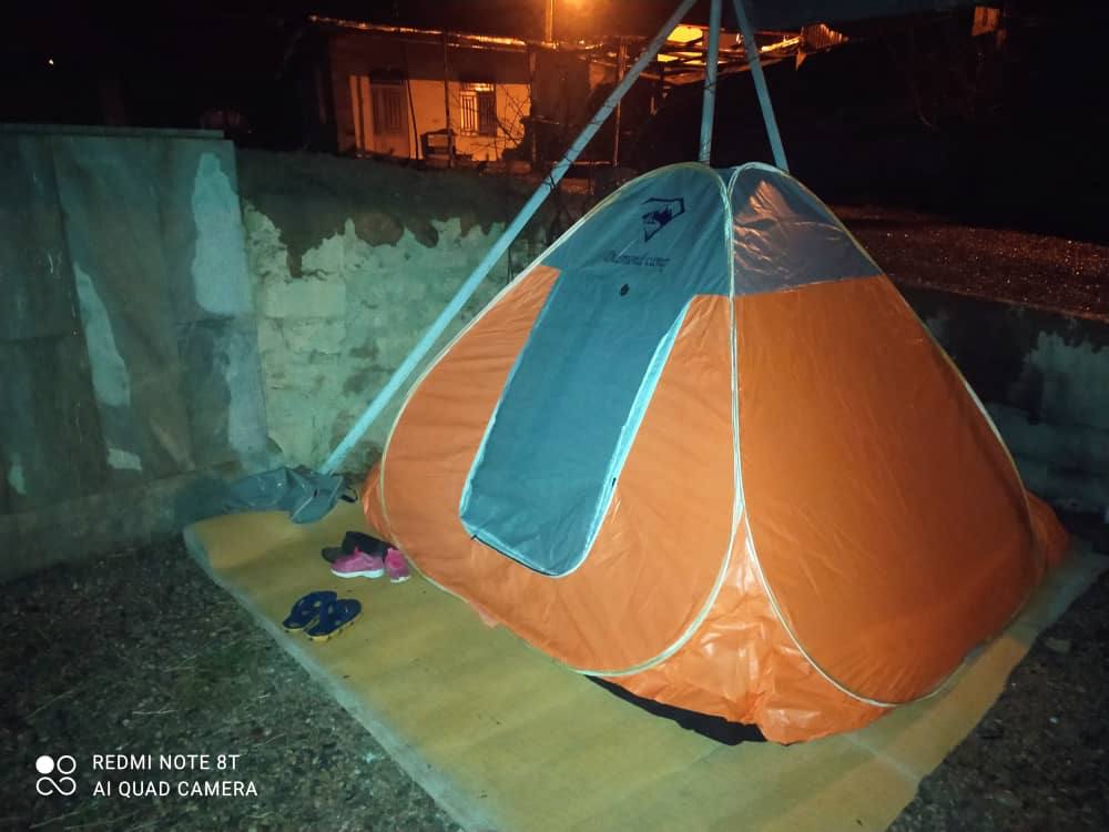 اسکان برخی از مردم سی سخت در چادر + عکس