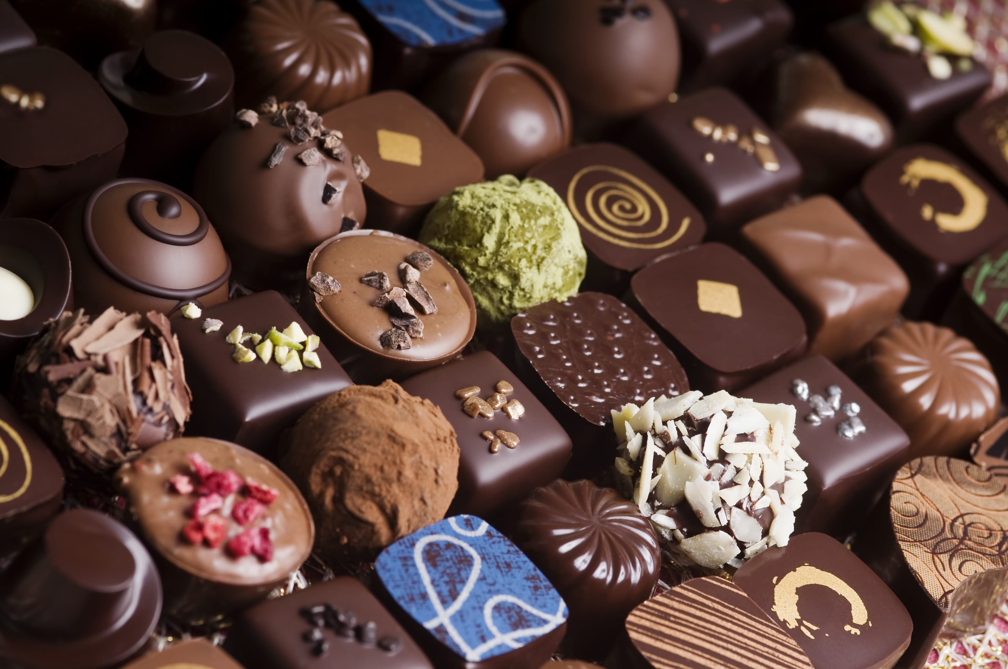 کدام شکلات‌ها برای بدن مضر هستند؟