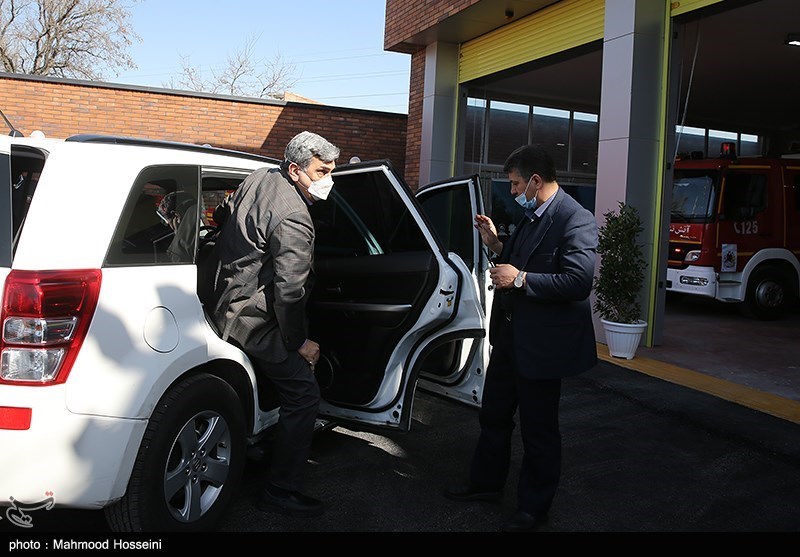 خودروی شاسی بلند شهردار تهران در یک مراسم + عکس