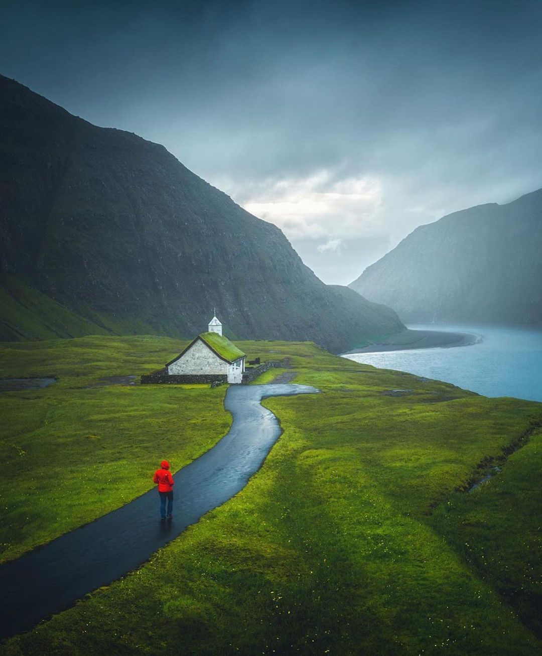 طبیعت مه گرفته و رویایی ایسلند! + عکس