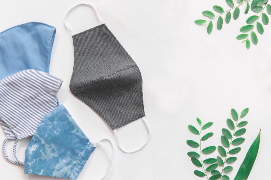 جریمه ۵۰۰ درهمی شهروندان دوبی برای رها کردن ماسک