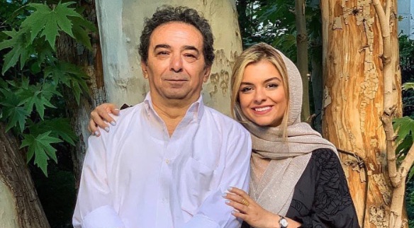 خوشحالی دنیا مدنی در کنار پدرش + عکس