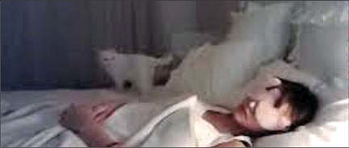 درآمد 3000 دلاری برای 5 ساعت خوابیدن! +عکس