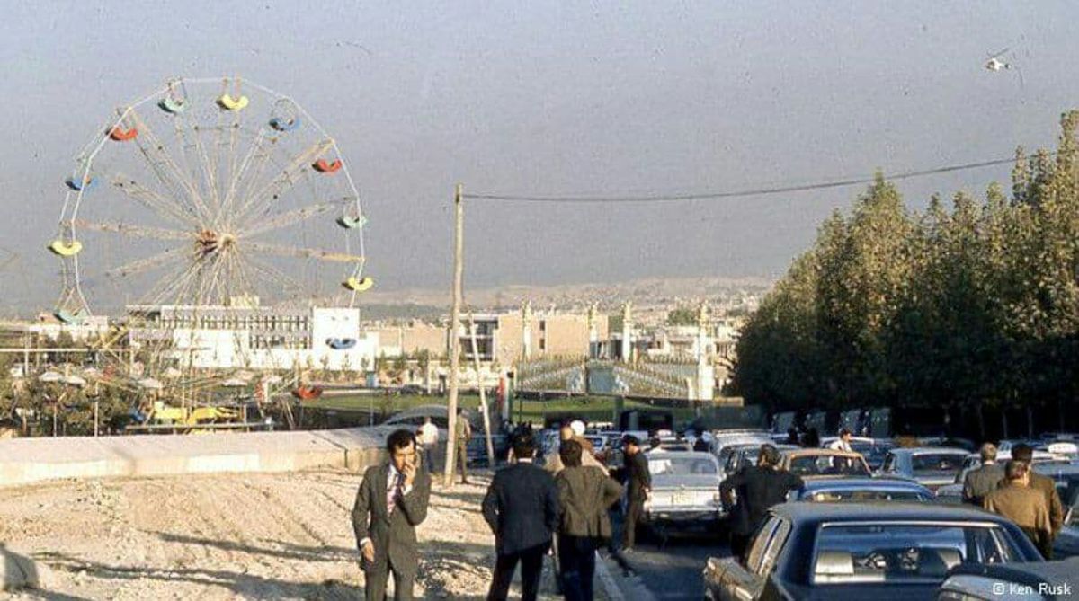 ترافیک میدان ونک تهران اوایل دهه پنجاه +عکس